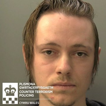 UnityNewsNet's tweet image. In the last week two men in the UK have been sentenced to a combined total of nearly 6 years in prison

Their crimes?

Having a music collection and posting on X.