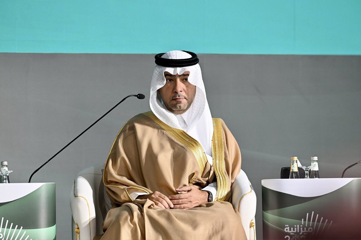 🚨رسميا وزير الإسكان ماجد الحقيل يعلن عن :

تملك الأجانب للعقار سيبدأ الشهر القادم.

سيكون متاح عدا أربع مدن:

الرياض
مكة
المدينة
جدة

حيث سيكون هناك مناطق جغرافية متاحة للأجانب للتملك فيها فيما عدا ذلك مسموح لهم التملك.