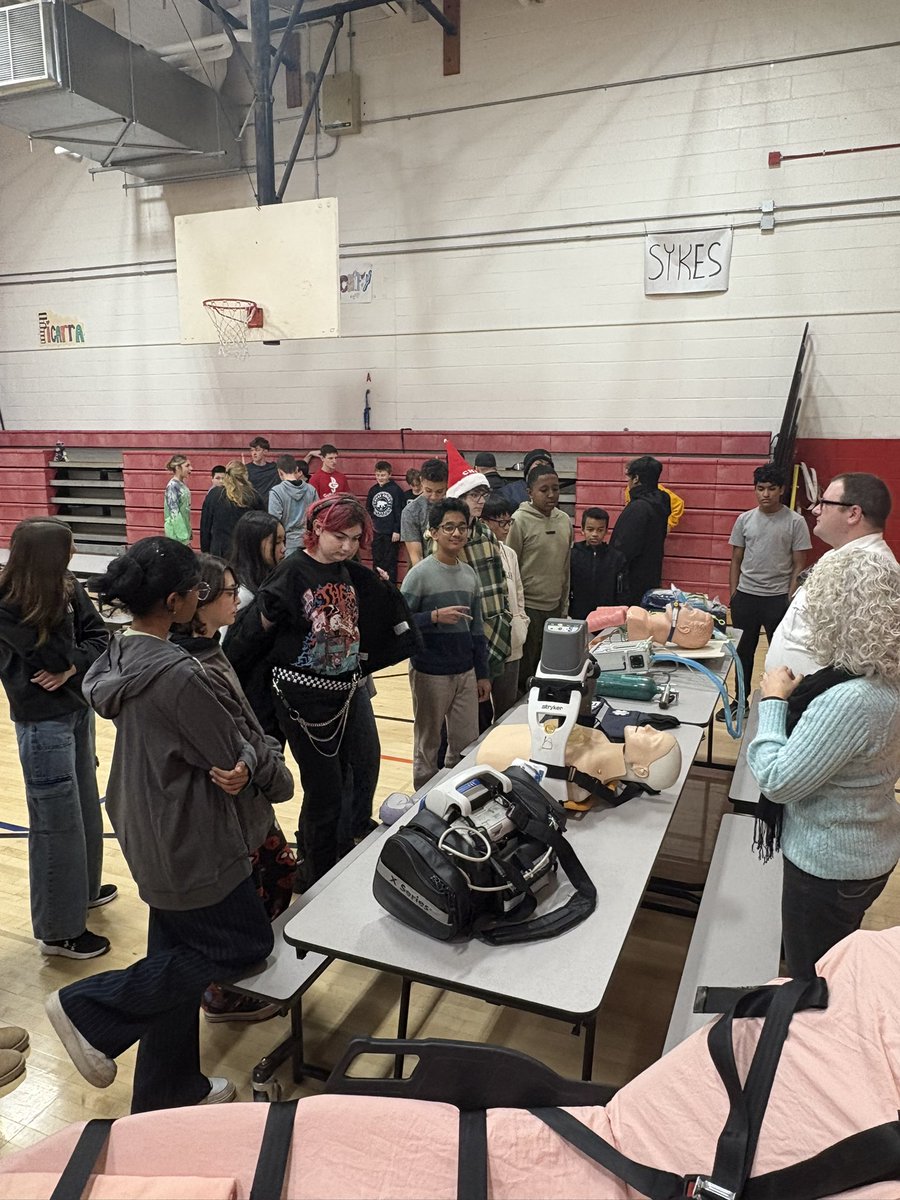 FMS Principal tweet media