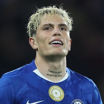 My boy Alejandro garnacho is not in the starting lineup again but our time is coming.
Best winger in the PL in my books.

Leeds United 0-4 Chelsea