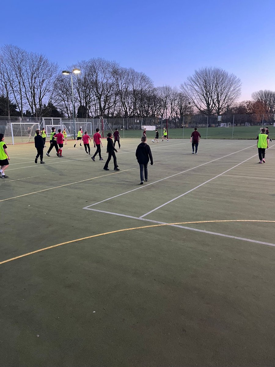 kesacademy's tweet photo. Festive Fun 🎅
House football Frenzy ⚽️
Brilliant turn out from all four houses 👏👏👏
🟢🟡🔵⚫️
#funforall https://t.co/wbnZjZpeTG