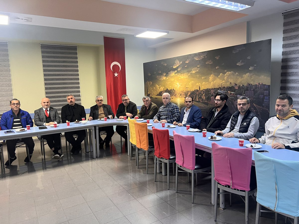 📍Aşağı Dudullu&amp;Necip Fazıl Mahallemizin Fedakar Dava ve yol Arkadaşlarımızla Haftalık  Olağan Toplantımızı Gerçekleştirdik Hayırlara Vesile olsun İnşaallah .03/12/ 2025 <a href="/cetinkaya_salim/">Salim Çetinkaya</a>