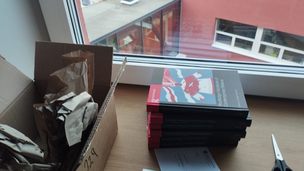 Aliaksei Kazharski tweet media