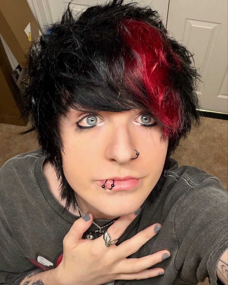 𝕭𝖗𝖆𝖓𝖉𝖔𝖓 𝕯𝖎𝖑𝖑𝖔𝖓 tweet media