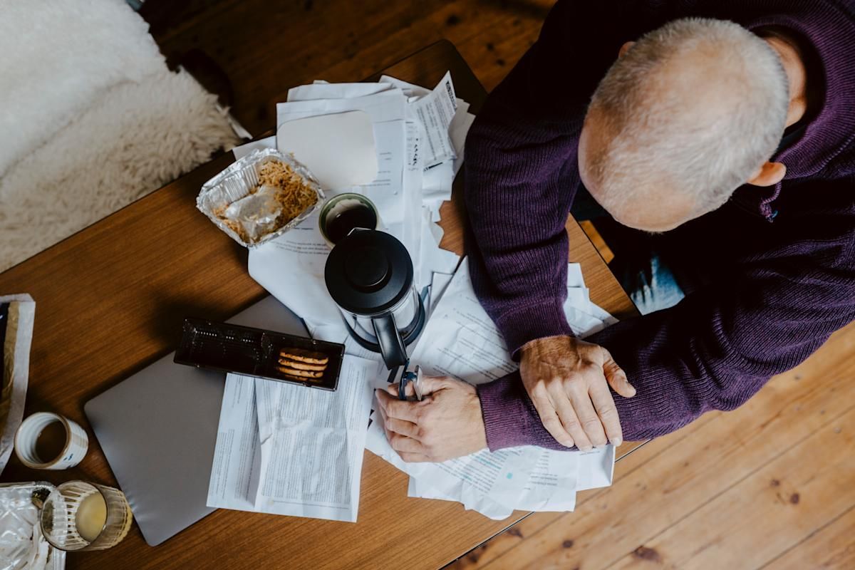 We all want to respect our parents’ independence. But here’s an uncomfortable truth: Less than half of older adults who experience #financial #stress actually reach out for #help to manage it. With cognitive decline, many don’t even realize they need help. buff.ly/122FxSP