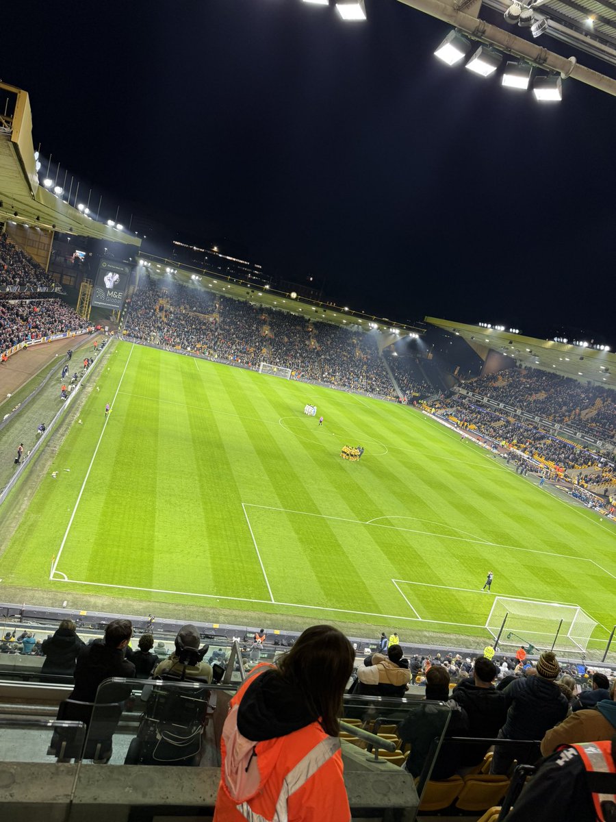 Forest 🌳 at home need a win tonight or I can’t see one coming until 2026 come on wolves 🐺