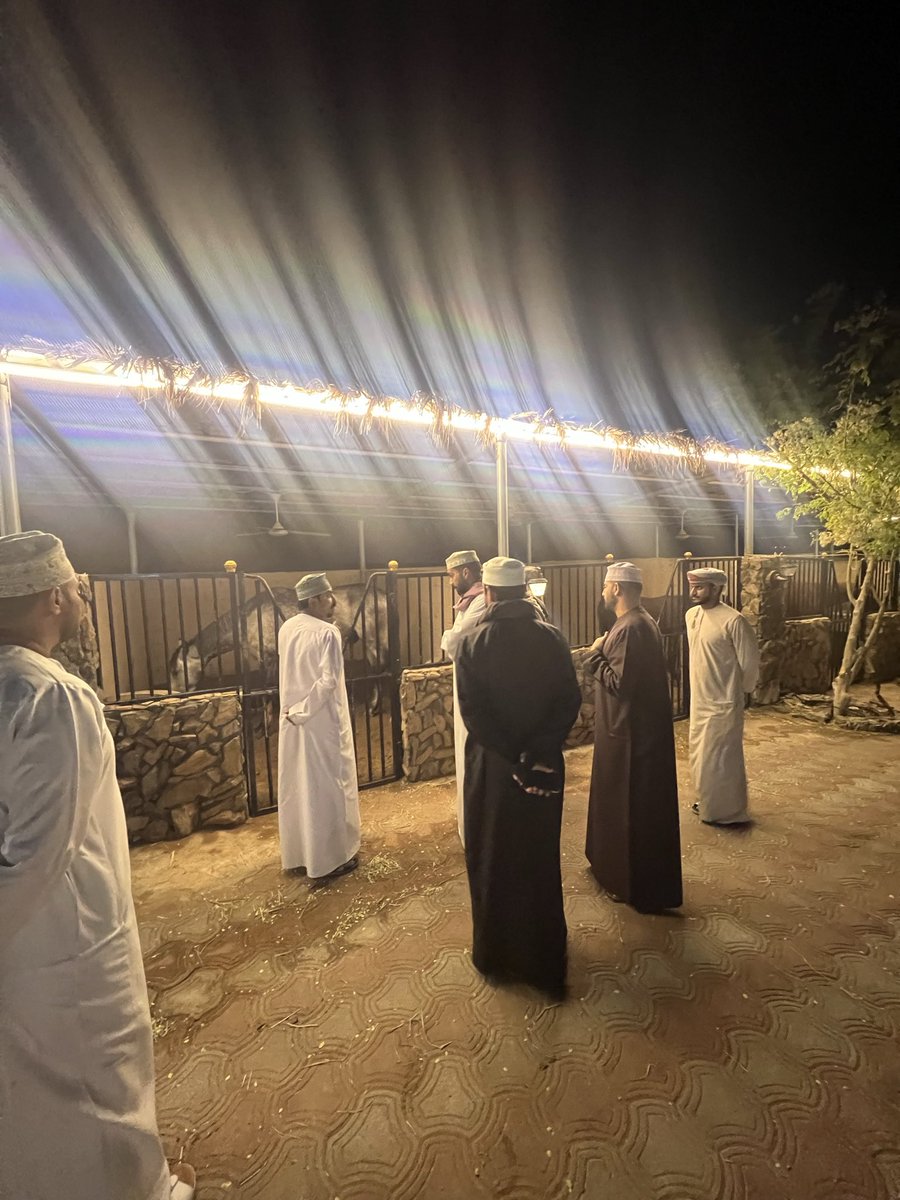 mohmmed2272's tweet photo. زيارة زملاء العمل لي جزاهم الله خير 

من اليمين 

اخي يوسف المخلدي 
الأزهر العبري 
محمد الخاطري 
منتظر الموسوي 
سالم الرشيدي 
حافظ الصبحي 
محدثكم محمد المخلدي 
معتز البلوشي 
مازن الخنجري https://t.co/Y6QpLsWbYy