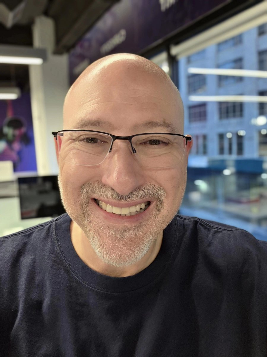 scotjs's tweet image. Wednesday in the office smile. Good day here in the office. Not too many meetings, people laughing about their Spotify Wrapped results. How are you doing? What&apos;s making you smile today?