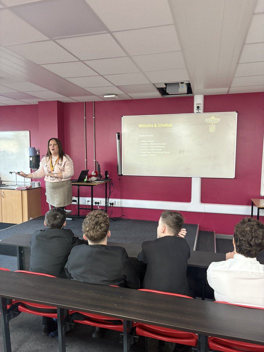 Achieve College tweet media