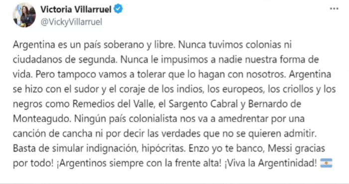 Recuerdo cuando la lameculo de <a href="/KarinaMileiOk/">Karina Milei</a> , fiel al estilo de su hermano <a href="/JMilei/">Javier Milei</a> (un lameculo profesional y RIDICULO) fue a chuparle el culo al gobierno CORRUPTO francés... de <a href="/EmmanuelMacron/">Emmanuel Macron</a> ... casado con un trans...
<a href="/VickyVillarruel/">Victoria Villarruel</a> SIEMPRE TUVO RAZON!