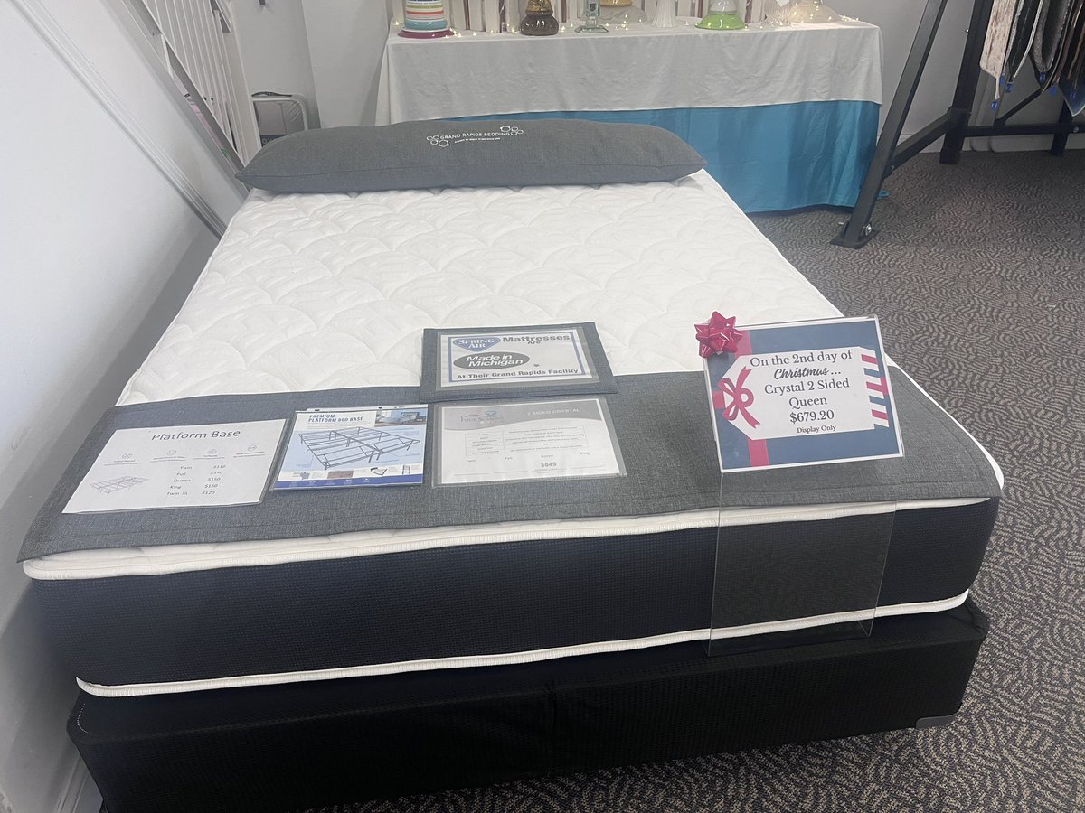 CarpetOutletMI's tweet photo. 🎁 Today’s Markdown is Here!
Save big on select mattresses
Better sleep is the best gift you can give yourself this season. 🌙✨

Stop in for the best selection while this deal lasts!
New markdowns drop every Mon/Wed/Fri… then daily Christmas week! https://t.co/6JaHHXDsYc