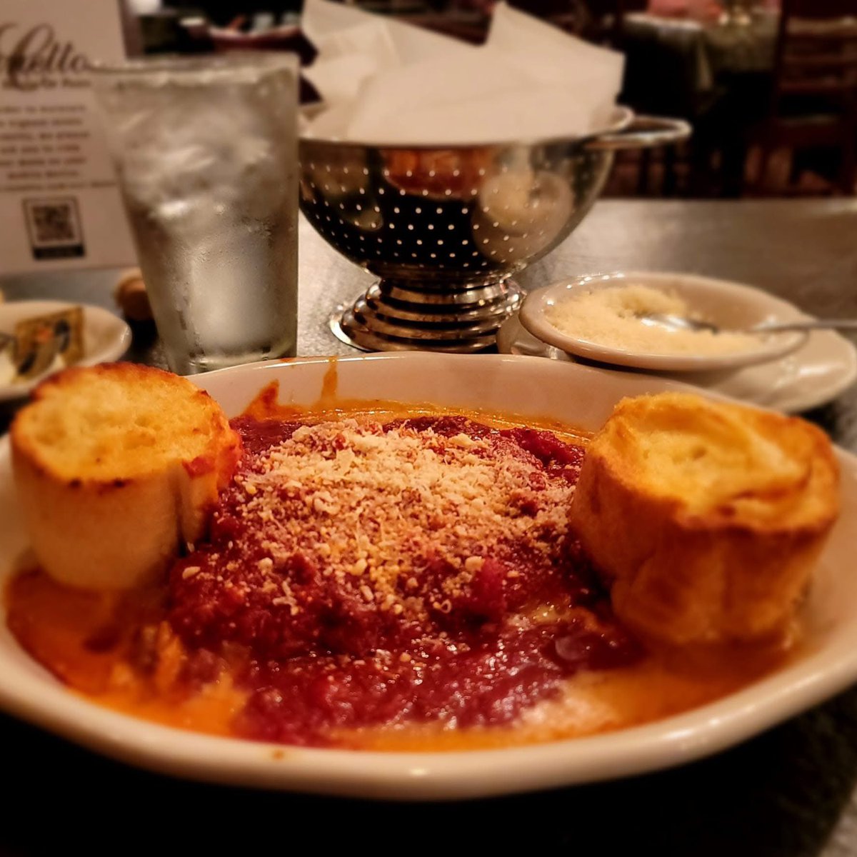 Hello #Humpday! We are open 🍝🇮🇹