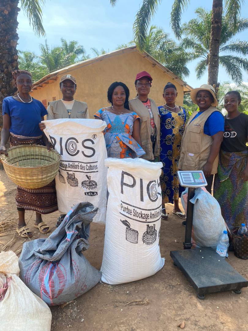 CornHouse2025's tweet photo. We’re honored to receive both the Allan Sauder Innovation Award &amp; the People’s Choice Award.
Huge thanks to @thedprize for opening this door and to @MEDA for believing in our mission to uplift rural maize farmers in Cameroon. #MEDA2025 #CornHouse #Innovation #AgriFoodSystems https://t.co/ZntBJgxztD