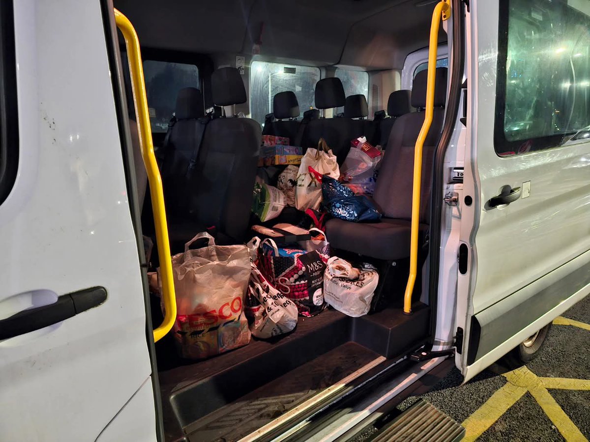 Great night at Marshalls FC training collecting for our Christmas Food &amp; Toy Appeal. The team do a collection every year and are massive supporters of everything we do at The Florrie ⚽️

Thanks to everyone who made a donation ❤️