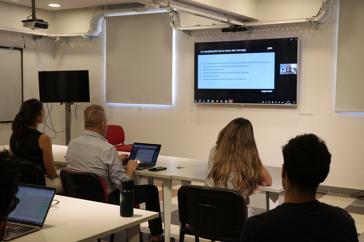 👨‍💻Charla: <a href="/argendatafundar/">Argendata</a>: Ciencia de datos para entender la Argentina.

Si te lo perdiste, próximamente estará disponible en nuestro canal de YouTube 👉 youtube.com/FIQVideos