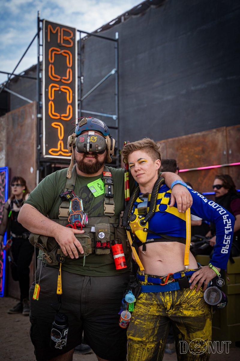 NeotropolisHQ's tweet image. Come live the future of immersion! #Neotropolis returns to the California Mojave Desert April 29th-May 3rd, 2026.

Prices go up December 15th. Remember, when you get a ticket to one of our events, you're supporting a small business!

📷 Donut / B. Glazer
neotropolis.com