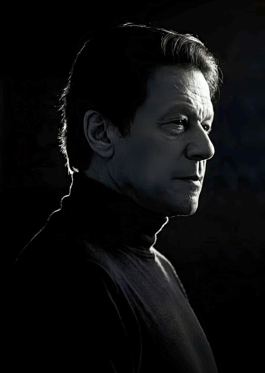 .میرے مرشد کی آج قیدِ تنہائی میں 853ویں رات گزر رہی ہے

(میری اس ٹویٹ میں خان صاحب کے لیے دعا لکھی ہوتی ہے)

لَا يُكَلِّفُ ٱللَّهُ نَفْسًا إِلَّا وُسْعَهَا لَهَا مَا كَسَبَتْ

اللّٰه کسی جان کو اس کی برداشت سے زیادہ تکلیف نہیں دیتا۔ 

آج ہمارے مرشد کی ایک اور رات اڈیالہ جیل کی