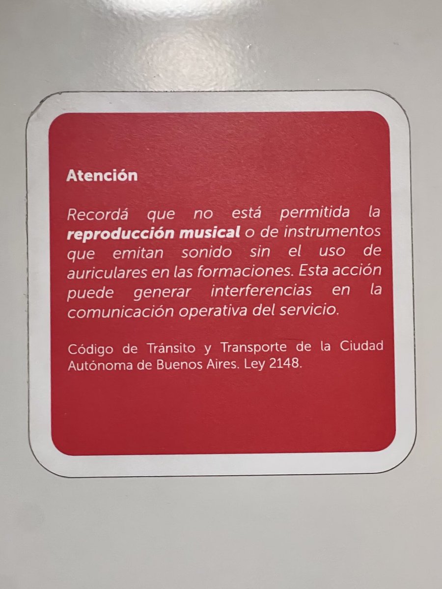 Derecho enZapatillas tweet media