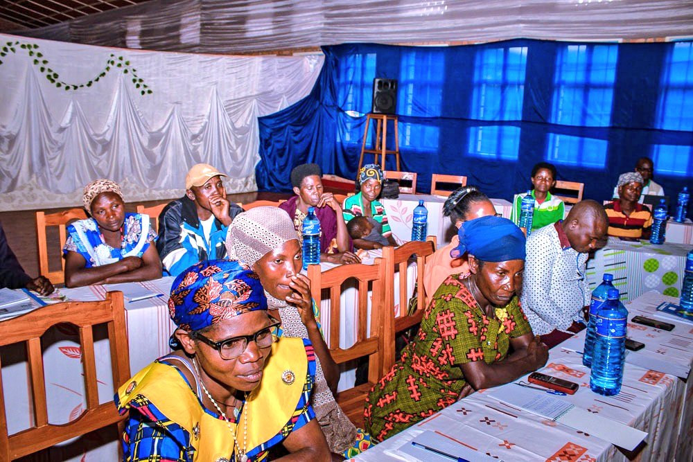 Province Gitega tweet media