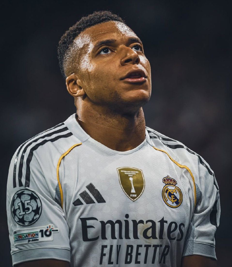 🚨🚨 رقم خيالي!!!!!!!

كيليان مبابي خلال آخر 20 مباراة في الليغا :

بمجموع 27 مساهمة 🤍🤯