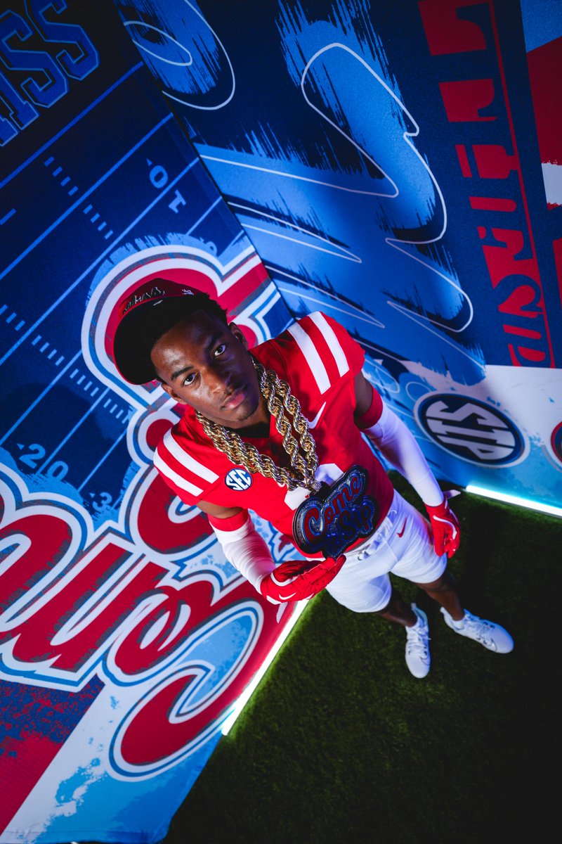 OleMissFB's tweet image. @Bray_Williams8 x #HottyToddy