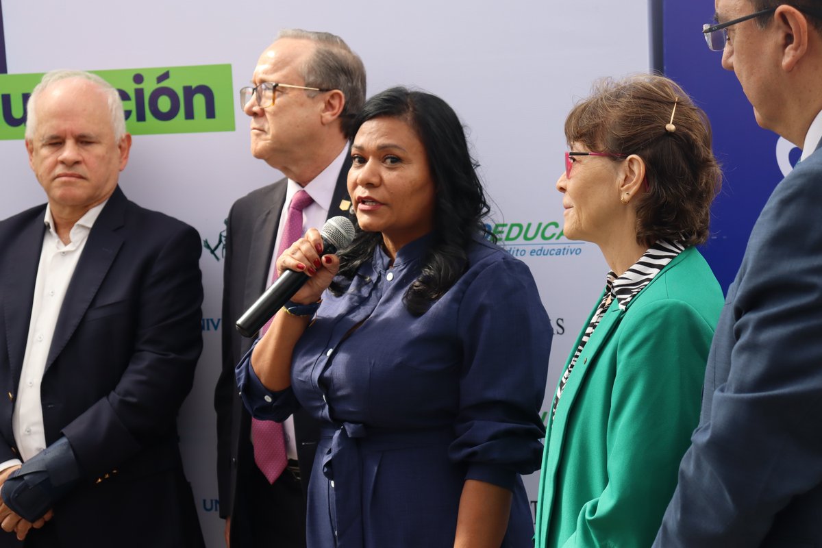 Universidad de América tweet media