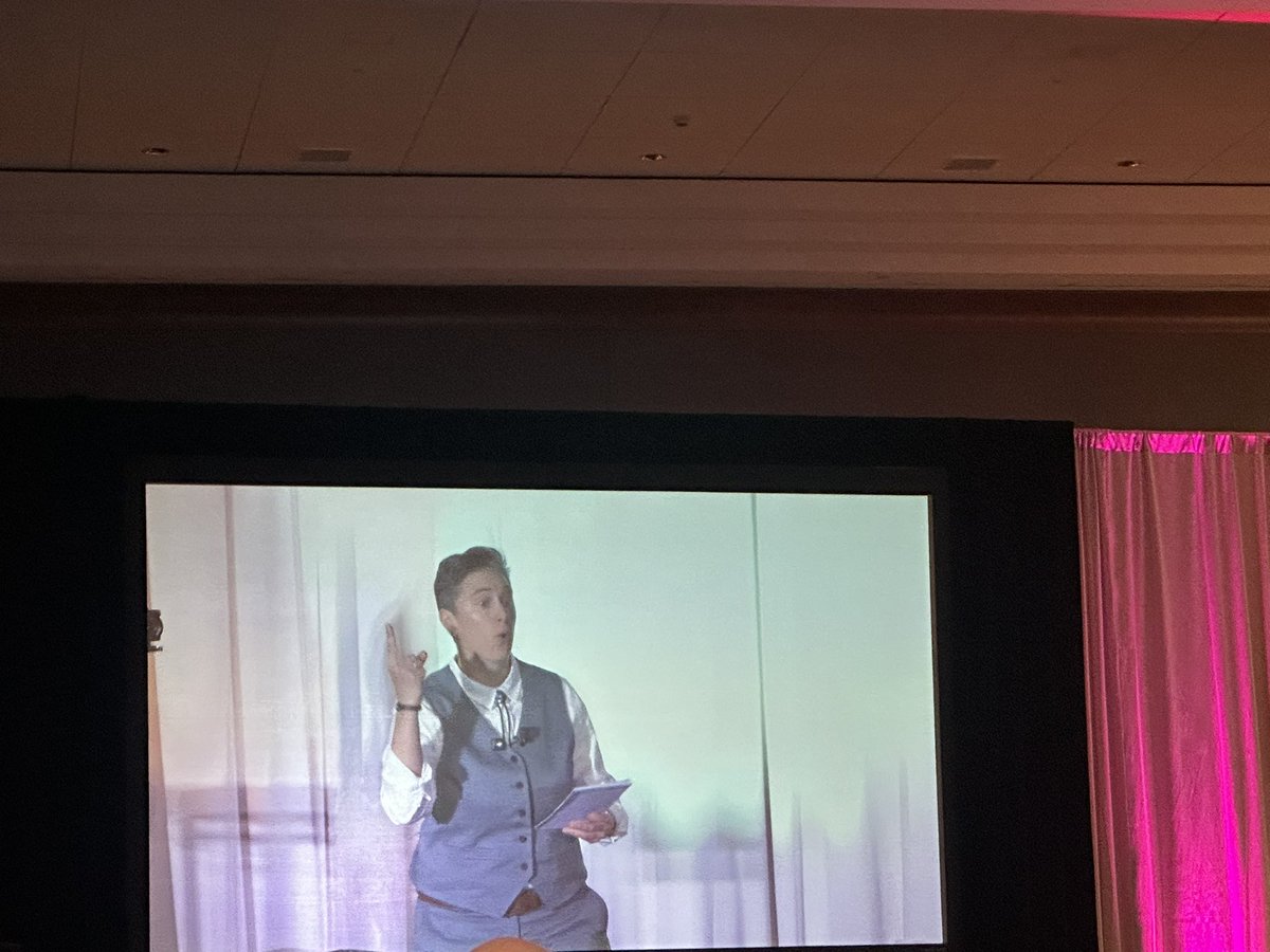 WilliamzWizardz's tweet photo. Happening Now! Mastermind Session with Marli Williams “The Power of Himan Connection” @giftED25! So excited to be learning, connecting, and making change for @LockhartISD GT Learners! #WilliamzWizards #roarinGTalent https://t.co/ekVQPwW9CU