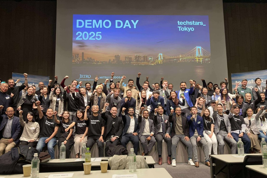 Techstars's tweet image. November highlights from Techstars: 
▪️ 12 new investments
▪️ 11 upcoming Demo Days
▪️ 13 portfolio companies secured funding
▪️ 4 portfolio companies were acquired
▪️ 7+ upcoming Startup Weekend events

🔗 Read the full recap here: tsta.rs/OHlI50XAUq6