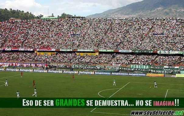 Juansues9's tweet photo. Oriental siempre era esto, fueran ellos locales o nosotros. Lo decía Leonel, Choronta, el presidente de esa época, Roberto Carlos y muchos más rogando por su presencia en la tribuna. Al rojo le gustaba era la radio porque era alérgico a la tribuna. https://t.co/hkffjLgvDM