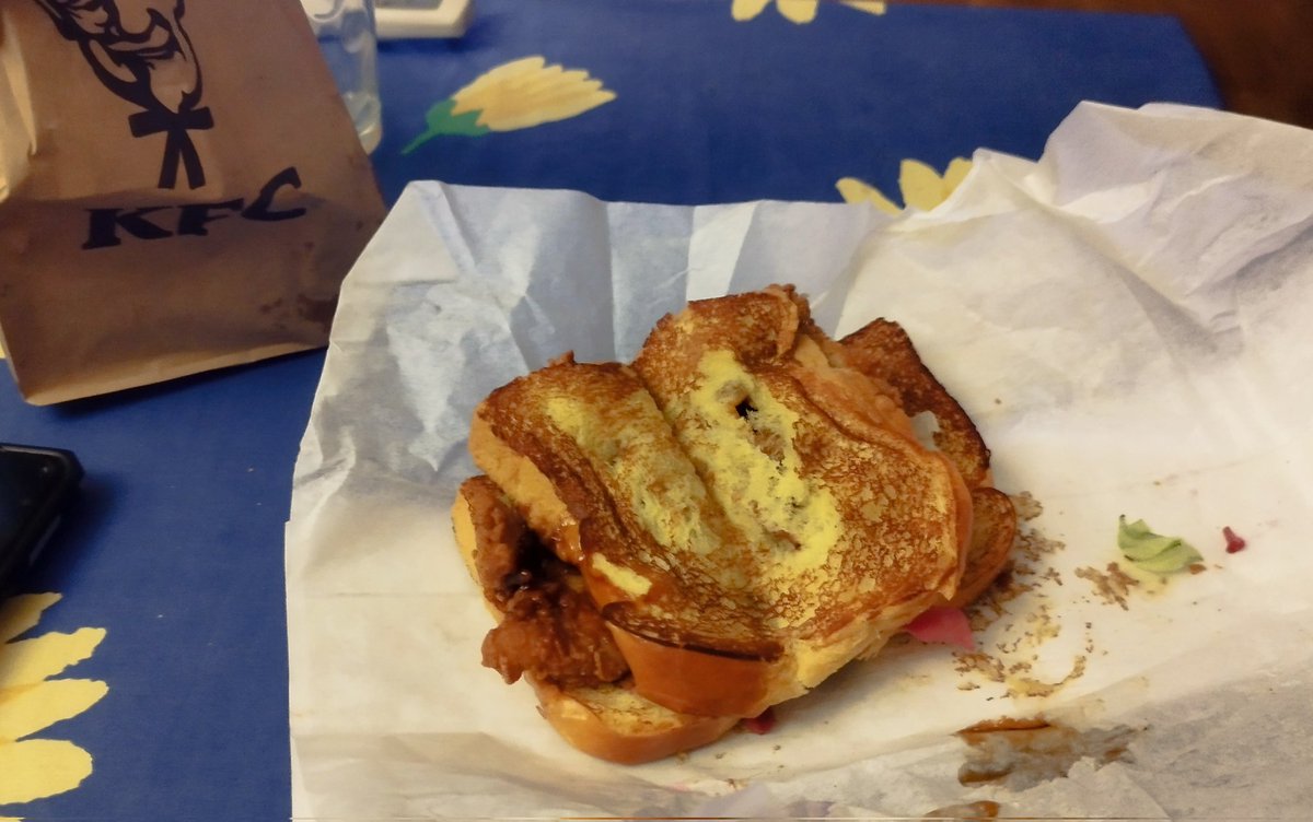 ©️a©️ho tweet media