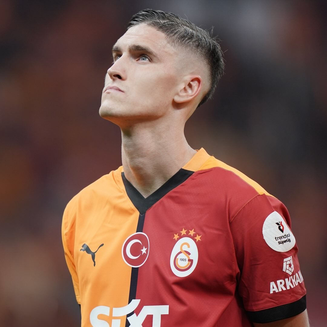 forzacimbom's tweet image. Roland Sallai, Tahkim Kurulu&apos;nun cezasını onamasının ardından Samsunspor maçında da forma giyemeyecek.