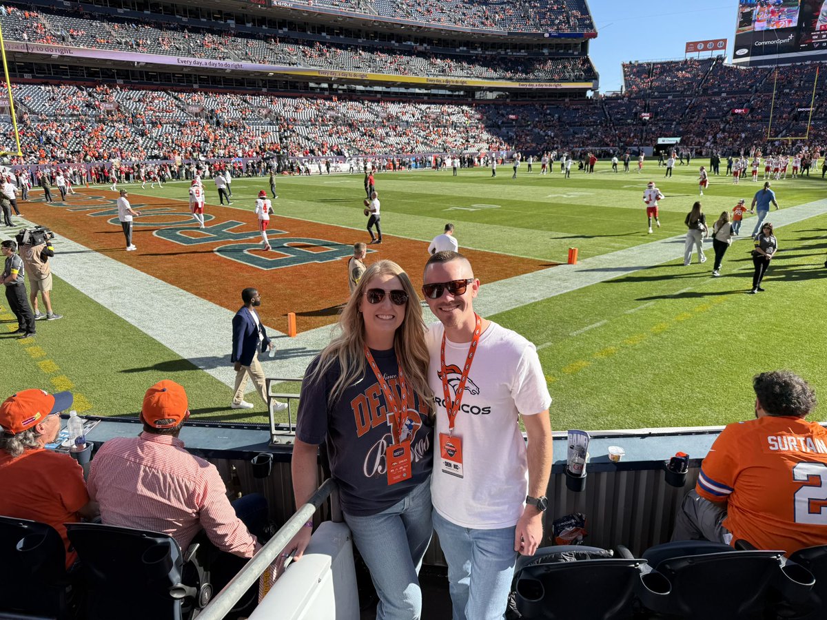 McCurtis71's tweet photo. @Broncos @PatSurtainll @marvindmims Go Broncos! https://t.co/R4W862Vdd4