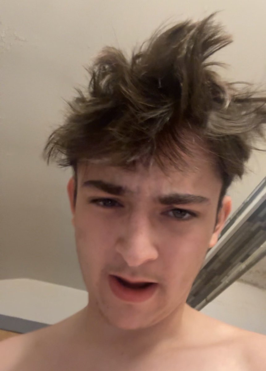 MasterDevAlpha's tweet image. who wants to serve their daddy rn ?