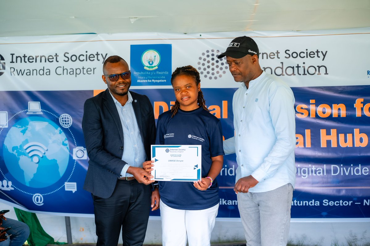 Powered by ISOC Rwanda under the DI4RC Project, the Gatunda Digital Hub is now managed by Denyse Uwase, a standout trainee whose winning proposal earned her the role. <a href="/ISOC_Foundation/">Internet Society Foundation</a> <a href="/NyagatareDistr/">Nyagatare District</a> <a href="/RwandaEast/">𝐄𝐚𝐬𝐭𝐞𝐫𝐧 𝐏𝐫𝐨𝐯𝐢𝐧𝐜𝐞 | 𝐑𝐰𝐚𝐧𝐝𝐚</a> #DigitalInclusion