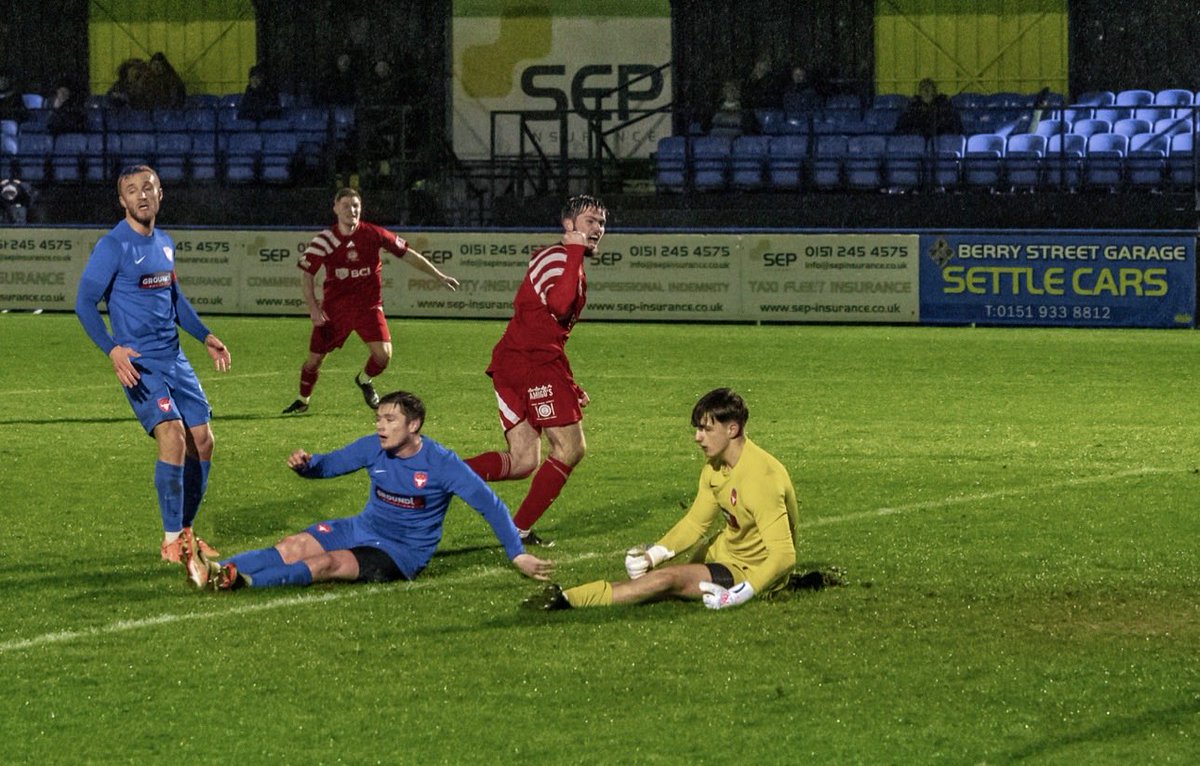 AFCLiverpool's tweet photo. Fisher-Jones’ last minute equaliser against @CheadleTownFC caught on camera 💪🏼🔴
#AFCLiverpool #NWCFL https://t.co/BJ9XsG6bAQ