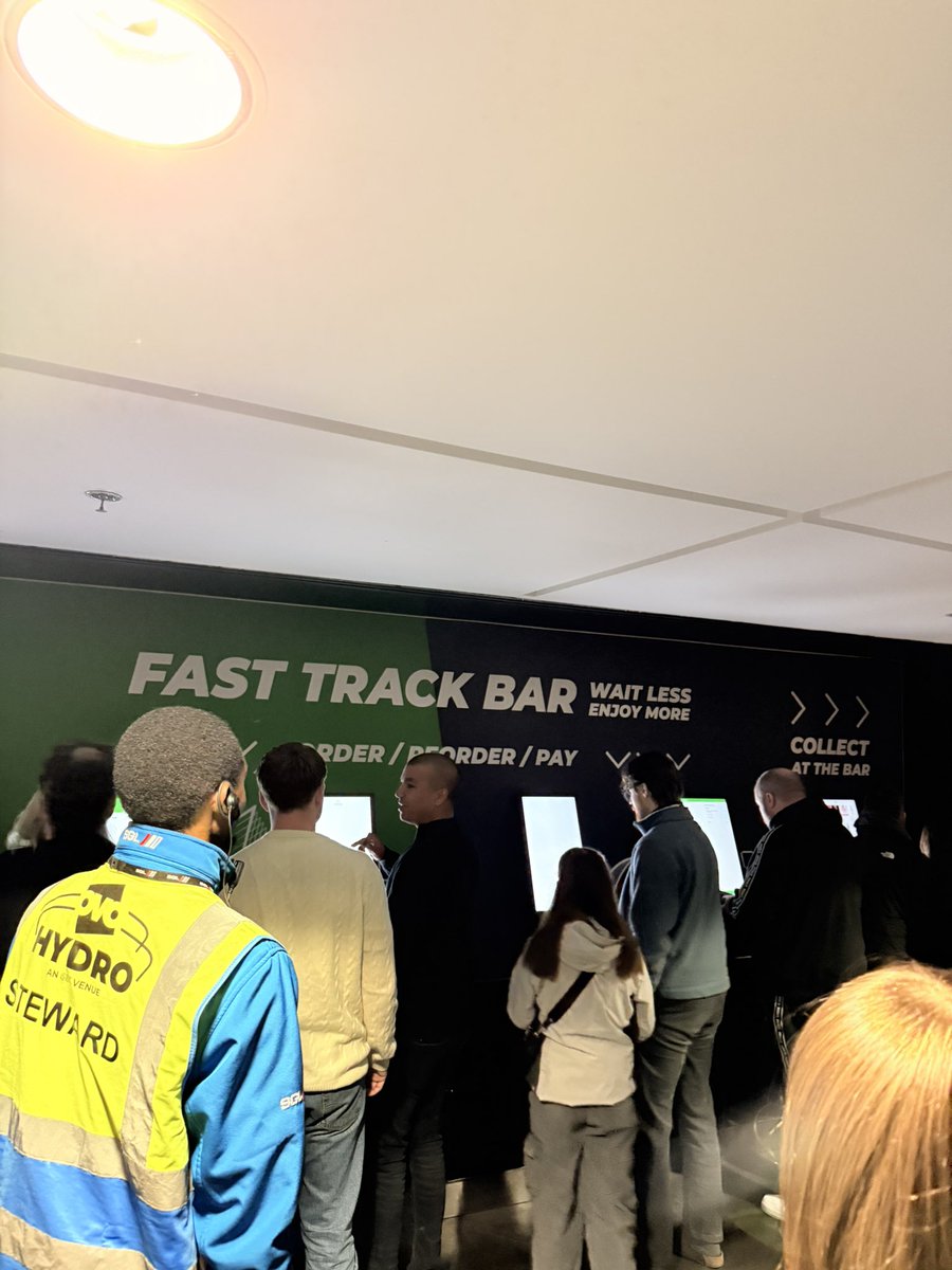 Nigeljdixon's tweet photo. @OVOHydro fast track bar, your having a laugh, it’s a fucking joke. Staff stood around doing nothing while we all queue for ages for a drink https://t.co/hvHhBs2xEG