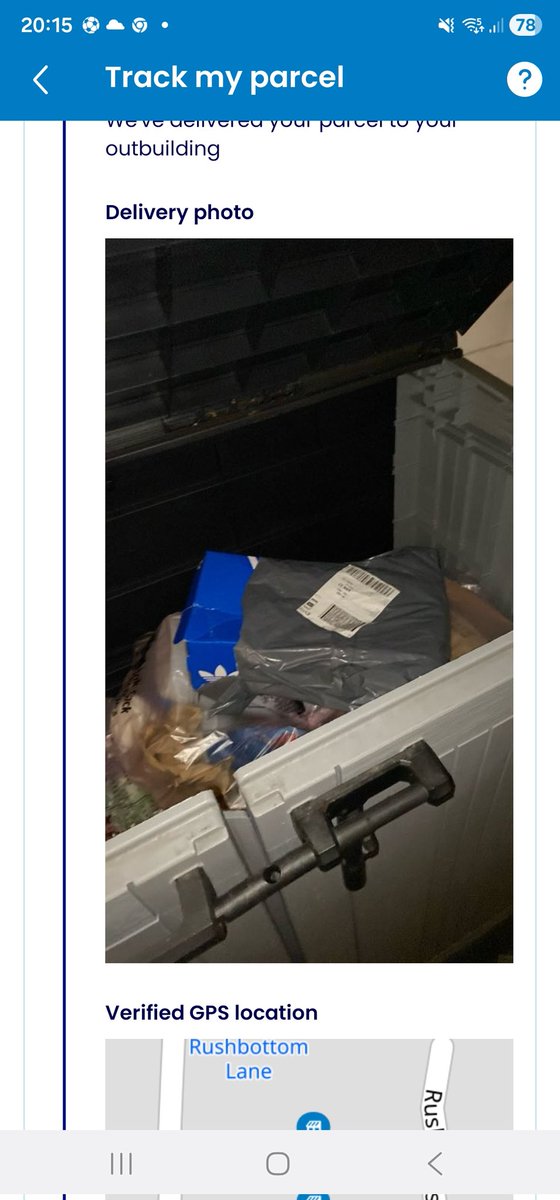 Bascabbie's tweet image. @evrisupportline 
Great to get a message parcel delivered and this is how it turns up. Torn open and probably taken