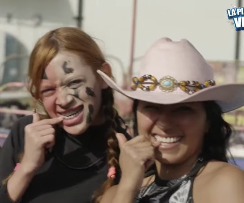 Aldo🔥                                     Yo🫦

LA PIJAMADA VIRAL
#LaPijamadaViral