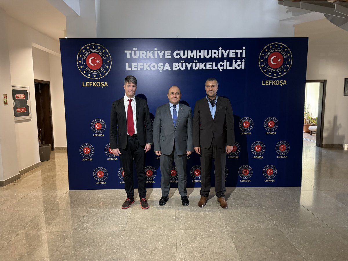 Kasım ayında Kuzey Kıbrıs Türk Cumhuriyeti Başbakanı Sayın Ünal Üstel ve KKTC Büyükelçi Sn. Ali Murat Başçeri ile KKTC'deki enerji ve tarım sektörlerindeki yatırımlarımızı görüşmek üzere bir araya geldik. Tartışılan konular ve yatırım fırsatları hakkında istişarelerde bulunduk.
