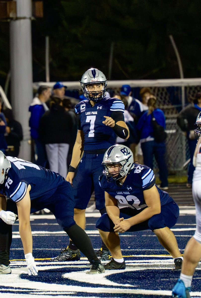 GeorgeTzamoura1's tweet photo. Not signing today just ignites more of a fire. #uncommitted2026 

https://t.co/iX0bG1l6t4
@LakeParkFootbal @Coach_Kirk_67 @CoachChris_Roll @EDGYTIM @CoachBigPete @QBHitList @TomLoy247 @LemmingReport @PrepRedzoneIL https://t.co/xAyGF9u6Yp