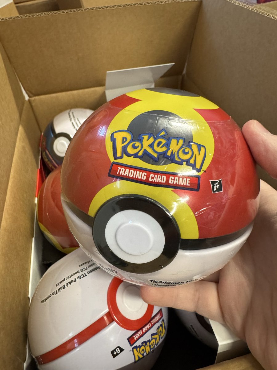 PokeHEX5555's tweet image. New Pokeball Tins. Pack selection is CRAZY GOOD