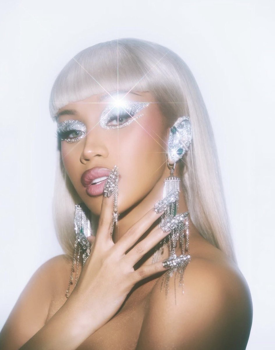 BardiStatistics's tweet image. .@iamcardib has been ranked as the hottest female rapper of 2025 by @billboard