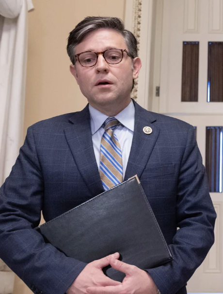 MeidasTouch's tweet image. JUST IN: Mike Johnson plans to swear in Rep.-elect Matt Van Epps on Thursday — less than two days after he won the TN-07 special election.

As a reminder, it took Johnson 50 days to swear in Democratic Rep. Adelita Grijalva.