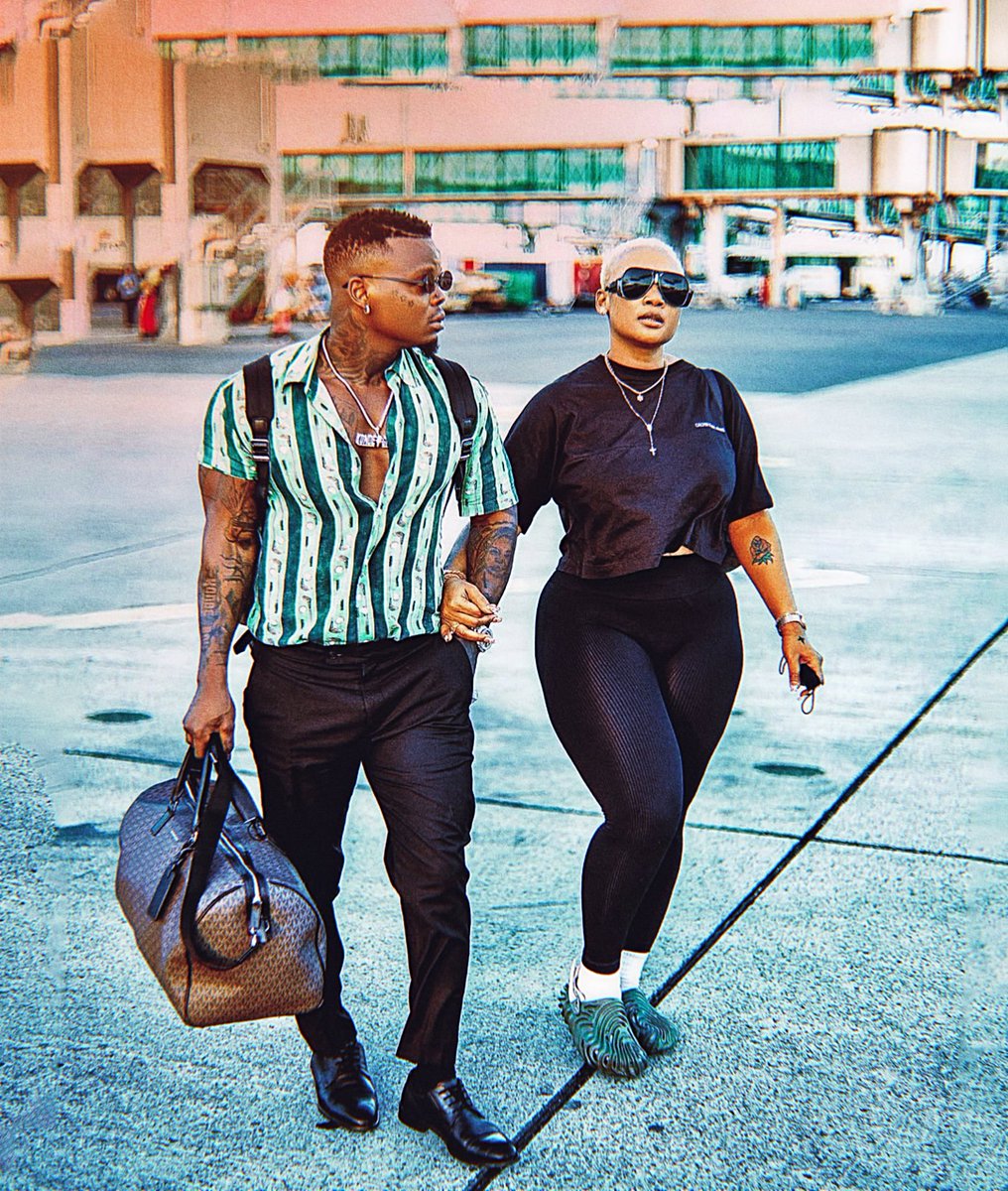 neitlingstudios's tweet photo. Harmonize (Tanzanian musician Rajabu Abdulkahali) and Kajala Masanja (actress/entrepreneur) have had a highly publicized, on-again, off-again...
#Harmonize #KajalaMasanja #neitlingstudios #BongoFlavaDrama #CelebLoveStory #OnAgainOffAgain #LoveAndDrama #RelationshipGoalsOrNah https://t.co/kU0KBpswNI