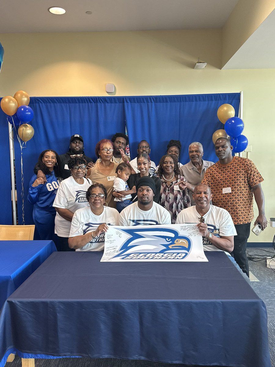 3⭐️ DT stephone ross tweet media