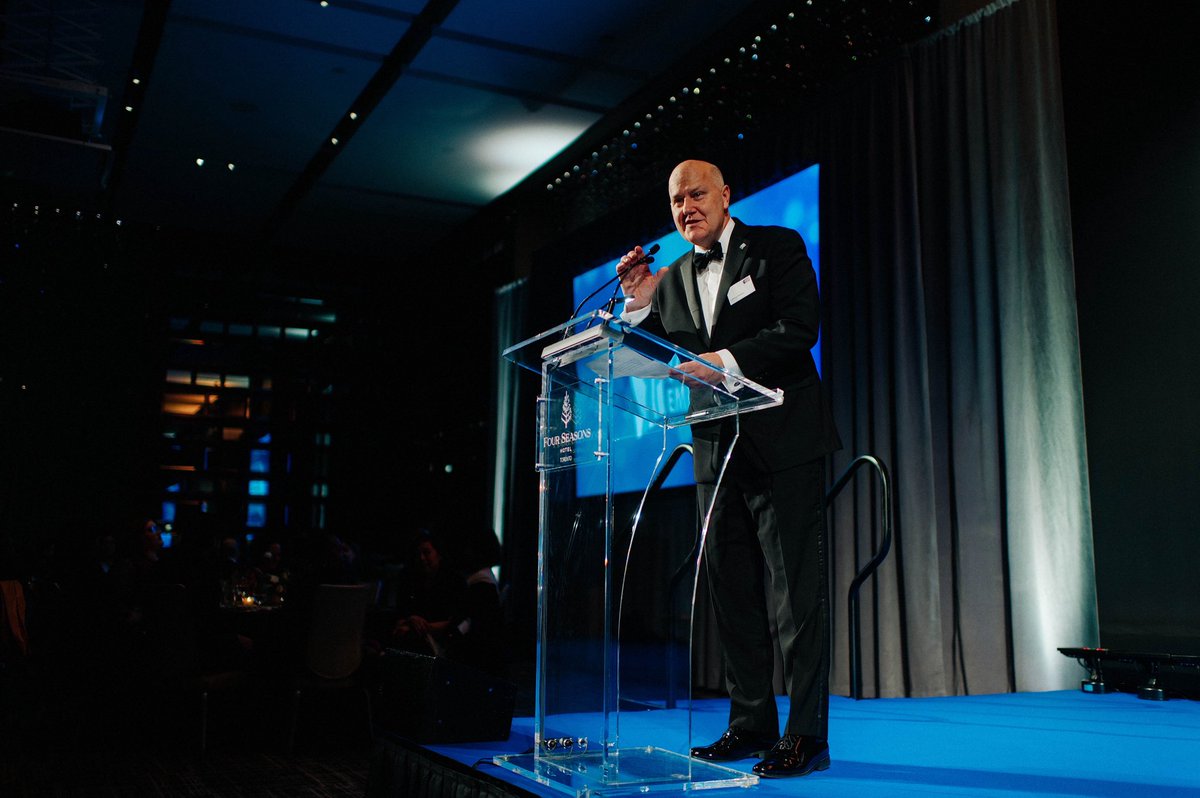 Oh what a night! ✨ A distinct privilege &amp; pleasure to represent <a href="/PeelPolice/">Peel Regional Police</a> alongside <a href="/DeputyDapat/">Mark Dapat</a> + colleagues last night! Our gratitude for this award is only outpaced by our pride in our members who make this an exceptional place to belong. <a href="/ChiefNish/">Chief Nishan Duraiappah</a>