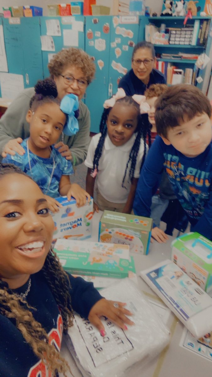 raechellw_speak's tweet photo. Shouting out to @HumbleISD for the Mini Grant that has made learning more fun for our students :) https://t.co/45Rz1PC9EZ