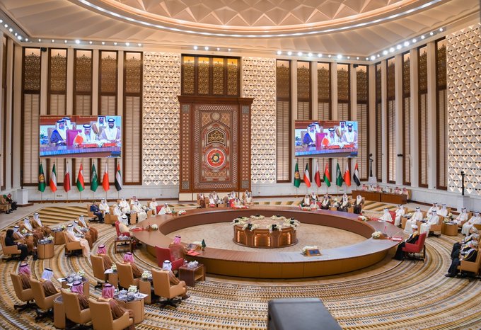 هل دشّن «إعلان الصخير» جيلاً جديداً من السياسات الخليجية القائمة على الردع والاستقرار؟. متعب العواد. للاطلاع على 