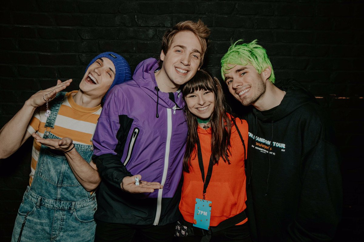 British_April's tweet image. My first time meeting Parx vs my most recent🖤