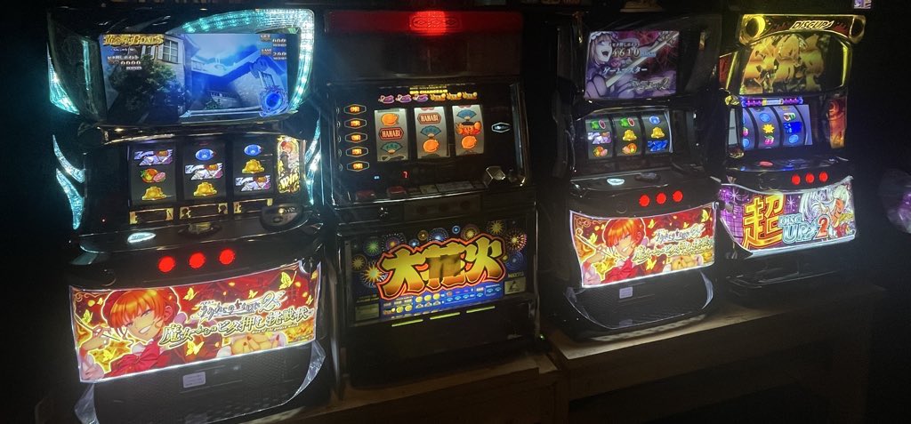 岡田たまきち🎰1/4.5誕生 (@dendekeden) / Posts / X